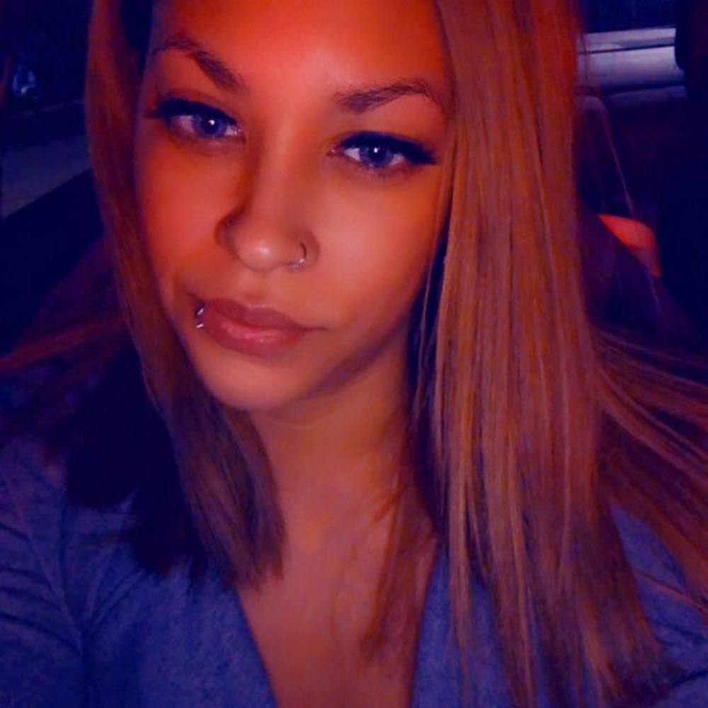 Meet your Posher, Jalesa